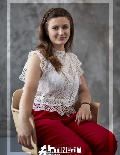 Gabriela Tofan, 19 ani, Husi, Vaslui